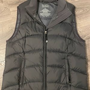 LL Bean vest- size large, excellent condition